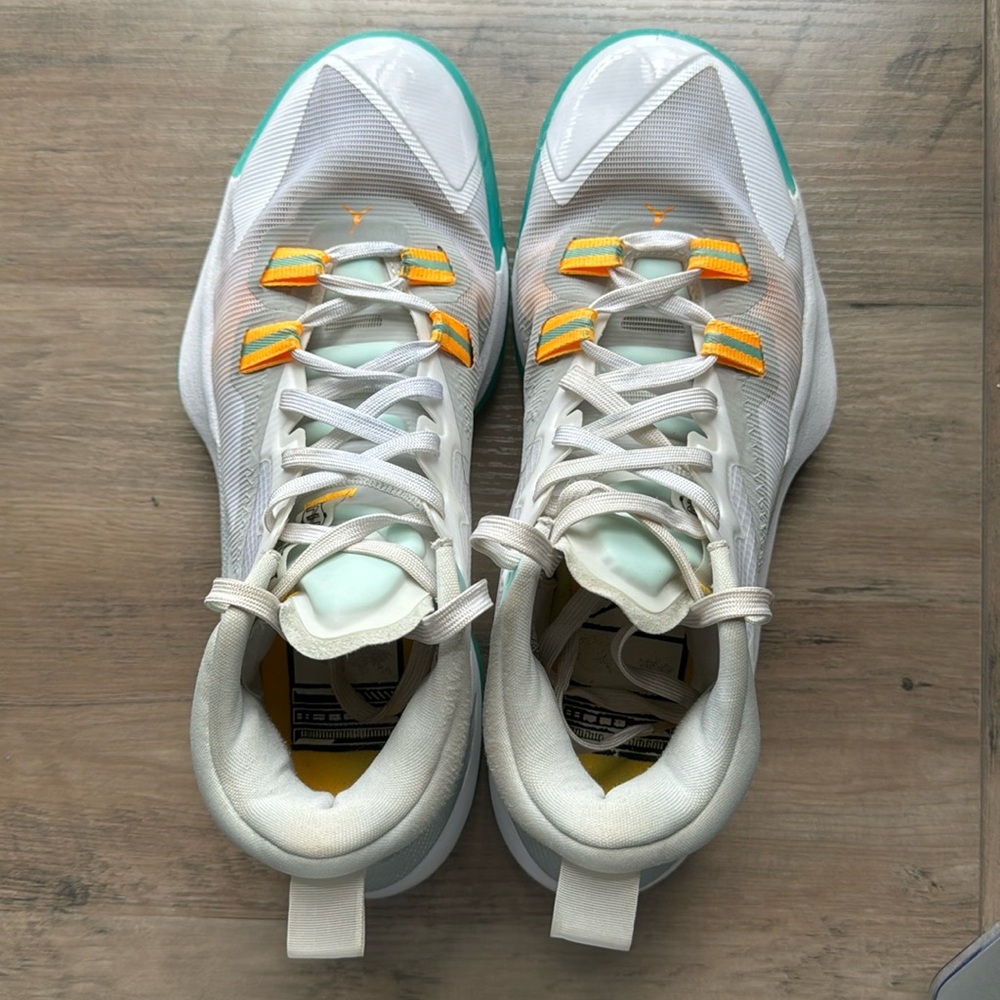 Air Jordon Zion 1 PF White Dynamic Turquoise DA3129-101 Women’s Shoes Size 8.5